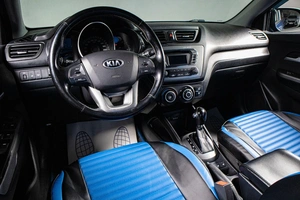 Седан Kia Rio 2014 года, 799000 рублей, Сургут
