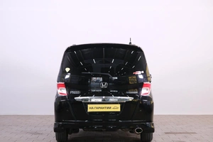 Минивэн Honda Freed 2015 года, 1499000 рублей, Омск