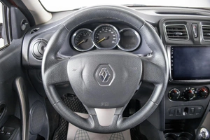 Седан Renault Logan 2016 года, 849000 рублей, Пермь