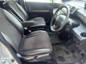 Минивэн Honda Freed 2016 года, 1090000 рублей, Солонцы