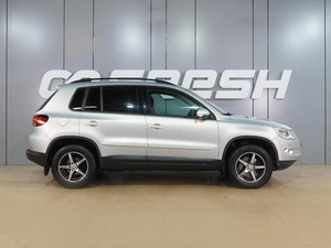 Внедорожник Volkswagen Tiguan 2011 года, 1399000 рублей, Воронеж