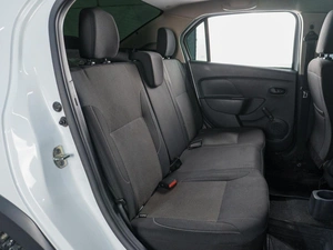 Седан Renault Logan Stepway 2019 года, 1199000 рублей, Сургут