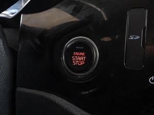 Хетчбэк Kia Rio X-Line 2017 года, 1549000 рублей, Краснодар