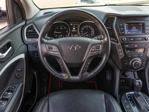 Внедорожник Hyundai Santa Fe 2018 года, 2699000 рублей, Саратов