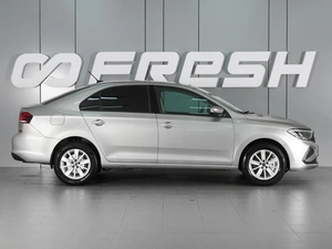 Лифтбек Volkswagen Polo 2021 года, 1769000 рублей, Красный Пахарь