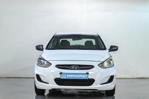 Седан Hyundai Solaris 2014 года, 849000 рублей, Челябинск