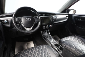 Седан Toyota Corolla 2014 года, 1199000 рублей, Новосибирск