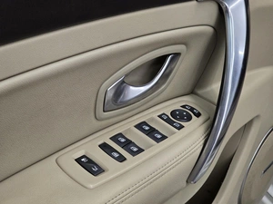 Седан Renault Latitude 2011 года, 870000 рублей, Красноярск