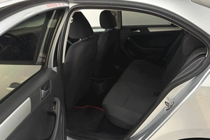 Седан Volkswagen Jetta 2012 года, 1295000 рублей, Смоленск