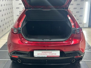 Хетчбэк Mazda 3 2019 года, 1612000 рублей, Красноярск