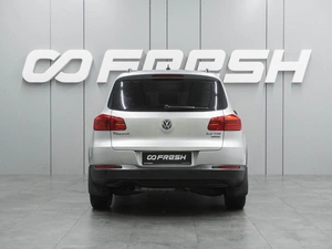 Внедорожник Volkswagen Tiguan 2011 года, 1149000 рублей, Воронеж