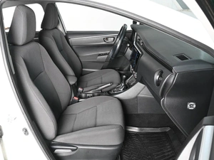 Седан Toyota Corolla 2017 года, 1690000 рублей, Аксай