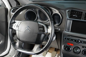 Седан Citroen C4 2016 года, 839000 рублей, Тюмень