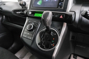 Минивэн Toyota Wish 2009 года, 1409000 рублей, Красноярск