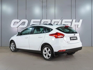 Хетчбэк Ford Focus 2015 года, 949900 рублей, Воронеж