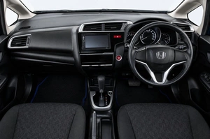 Хетчбэк Honda Fit 2016 года, 999000 рублей, Челябинск