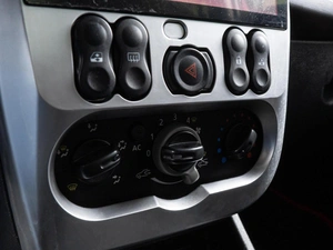 Хетчбэк Renault Sandero Stepway 2011 года, 669000 рублей, Волгоград