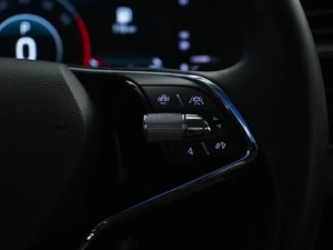 Внедорожник Skoda Karoq 2020 года, 2753444 рублей, Москва