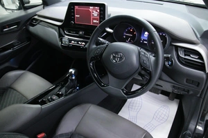 Внедорожник Toyota C-HR 2020 года, 2133000 рублей, Солонцы