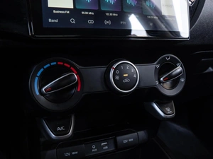 Седан Kia Rio 2019 года, 1520000 рублей, Волгоград