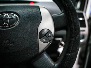 Лифтбек Toyota Prius 2009 года, 840000 рублей, Красноярск