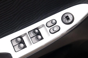 Седан Hyundai Solaris 2011 года, 809000 рублей, Оренбург