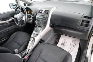 Хетчбэк Toyota Auris 2007 года, 689000 рублей, Красноярск
