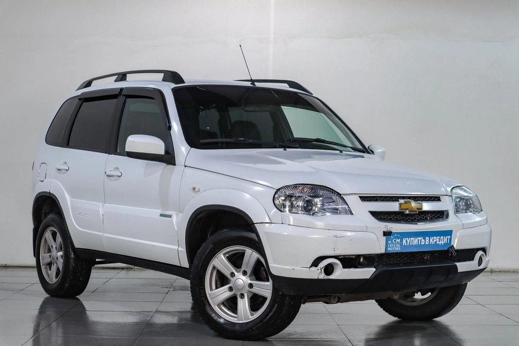 Внедорожник Chevrolet Niva 2013 года, 539000 рублей, Челябинск