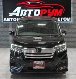 Минивэн Honda Stepwgn Spada 2017 года, 2257000 рублей, Красноярск
