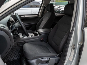 Внедорожник Volkswagen Touareg 2012 года, 1845000 рублей, Краснодар