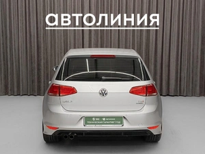 Хетчбэк Volkswagen Golf 2013 года, 1185000 рублей, Красноярск
