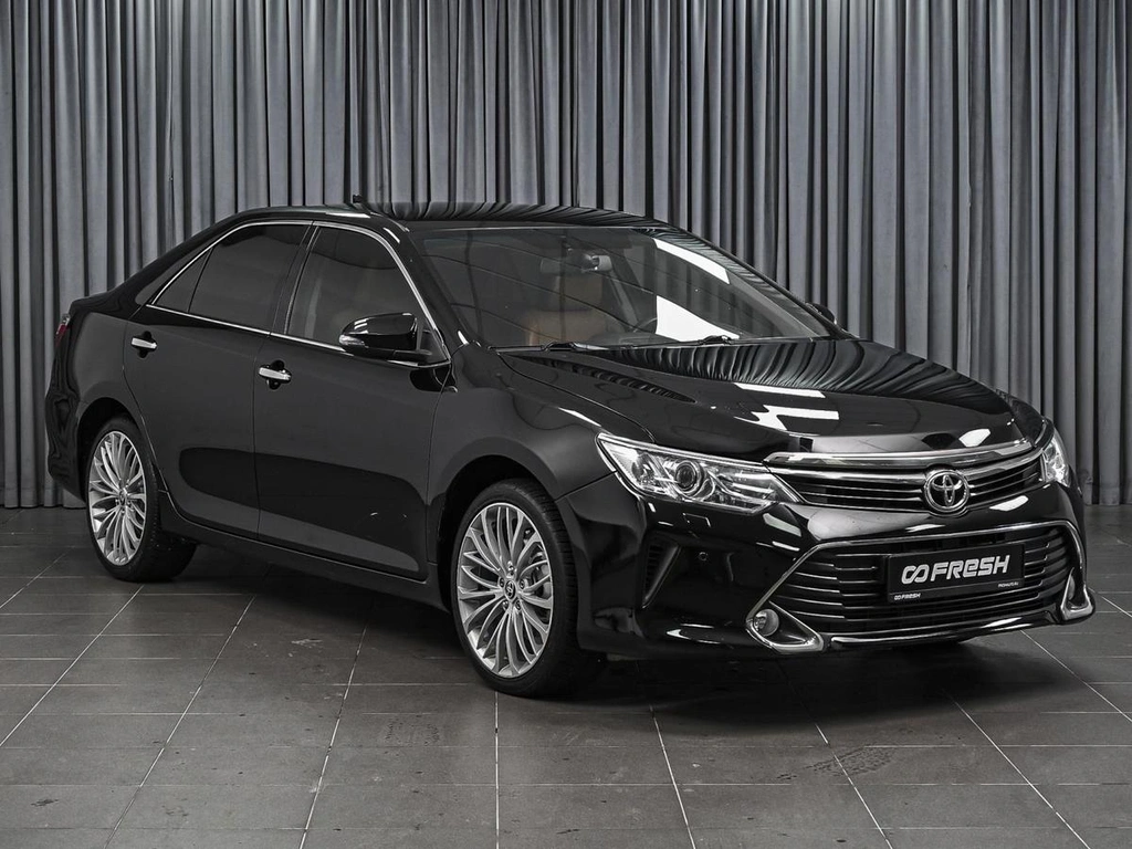 Седан Toyota Camry 2017 года, 1960000 рублей, Ставрополь