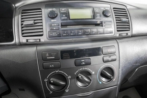Хетчбэк Toyota Corolla 2006 года, 649000 рублей, Барнаул