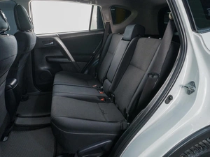 Внедорожник Toyota RAV4 2017 года, 2369000 рублей, Сургут