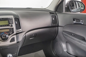 Хетчбэк Hyundai i30 2009 года, 709000 рублей, Томск