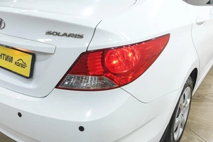 Седан Hyundai Solaris 2013 года, 949000 рублей, Новокузнецк