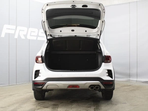 Хетчбэк Kia Rio X 2021 года, 1800000 рублей, Омск