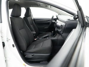 Седан Toyota Corolla 2013 года, 1419000 рублей, Москва
