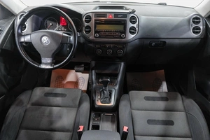 Внедорожник Volkswagen Tiguan 2009 года, 1119000 рублей, Новокузнецк