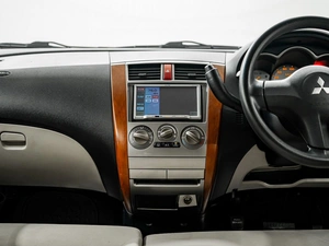 Хетчбэк Mitsubishi Colt 2010 года, 615000 рублей, Красноярск