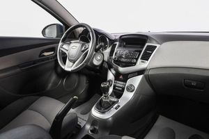 Седан Chevrolet Cruze 2009 года, 649000 рублей, Новосибирск
