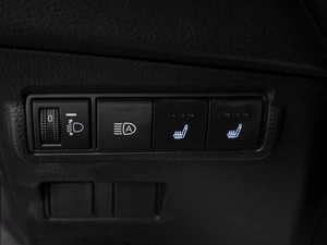 Внедорожник Toyota Corolla Cross 2024 года, 3380000 рублей, Краснодар