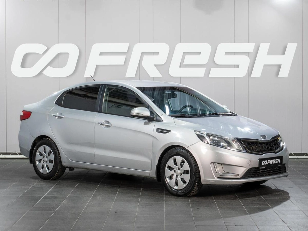 Седан Kia Rio 2012 года, 779000 рублей, Сургут