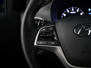 Седан Hyundai Solaris 2019 года, 1288888 рублей, Москва