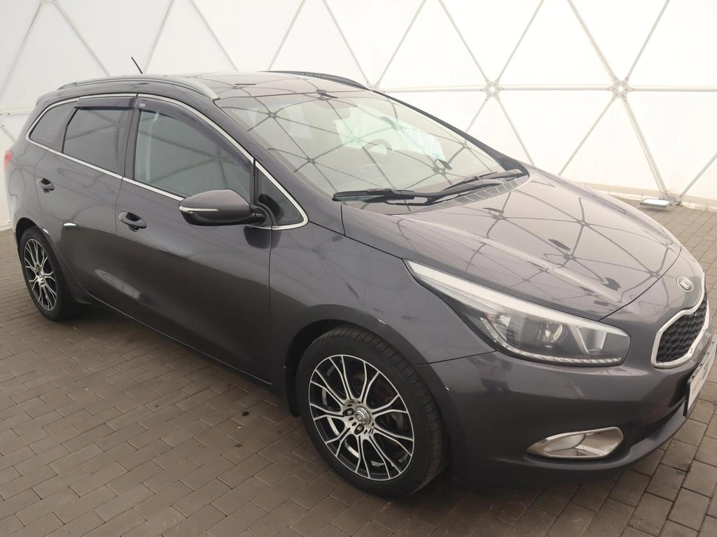 Хэтчбек Kia Ceed 2013 года, 995000 рублей, Орёл