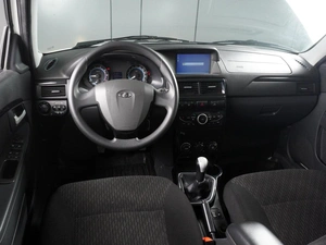 Седан ВАЗ (LADA) Priora 2015 года, 679000 рублей, Красный Пахарь