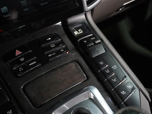 Внедорожник Porsche Cayenne Turbo 2010 года, 2339000 рублей, Воронеж