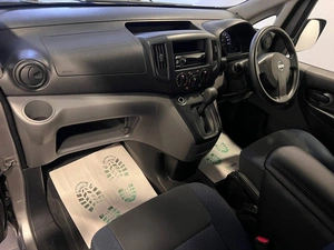 Минивэн Nissan NV200 2010 года, 979000 рублей, Красноярск