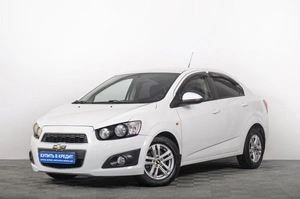 Седан Chevrolet Aveo 2015 года, 739000 рублей, Томск