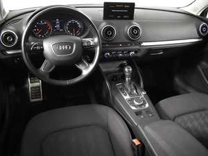 Седан Audi A3 2016 года, 1304900 рублей, Казань